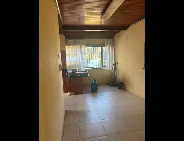 3 BEDROOM HOUSE FOR SALE IN WOODLANDS